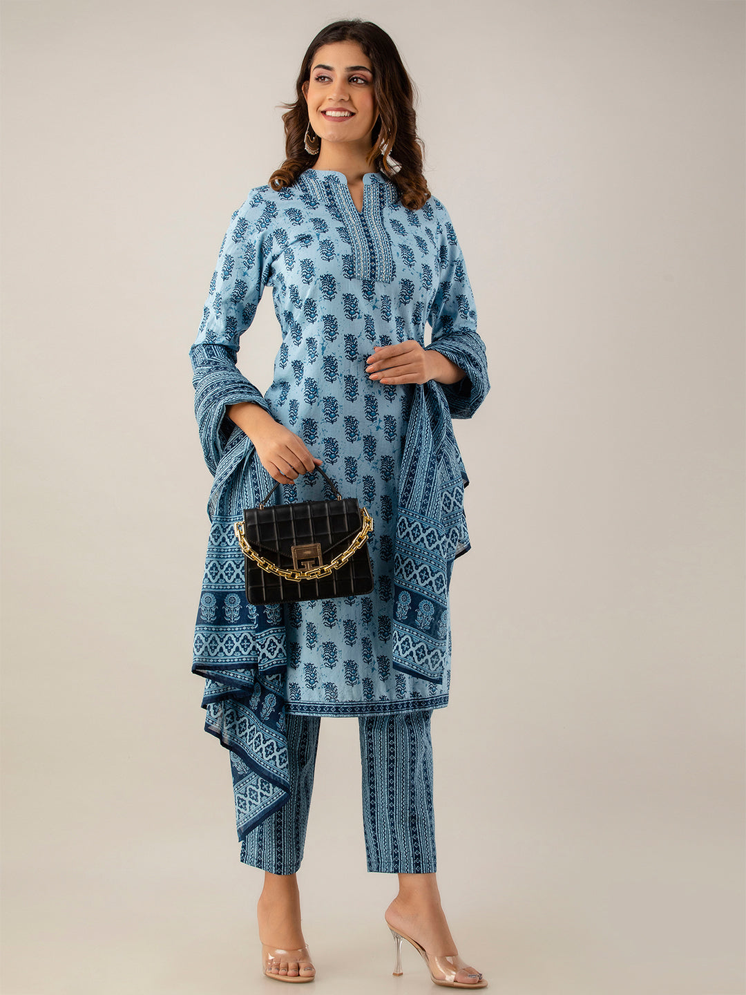 Women Kurta Pant Dupatta Set FRKT6723