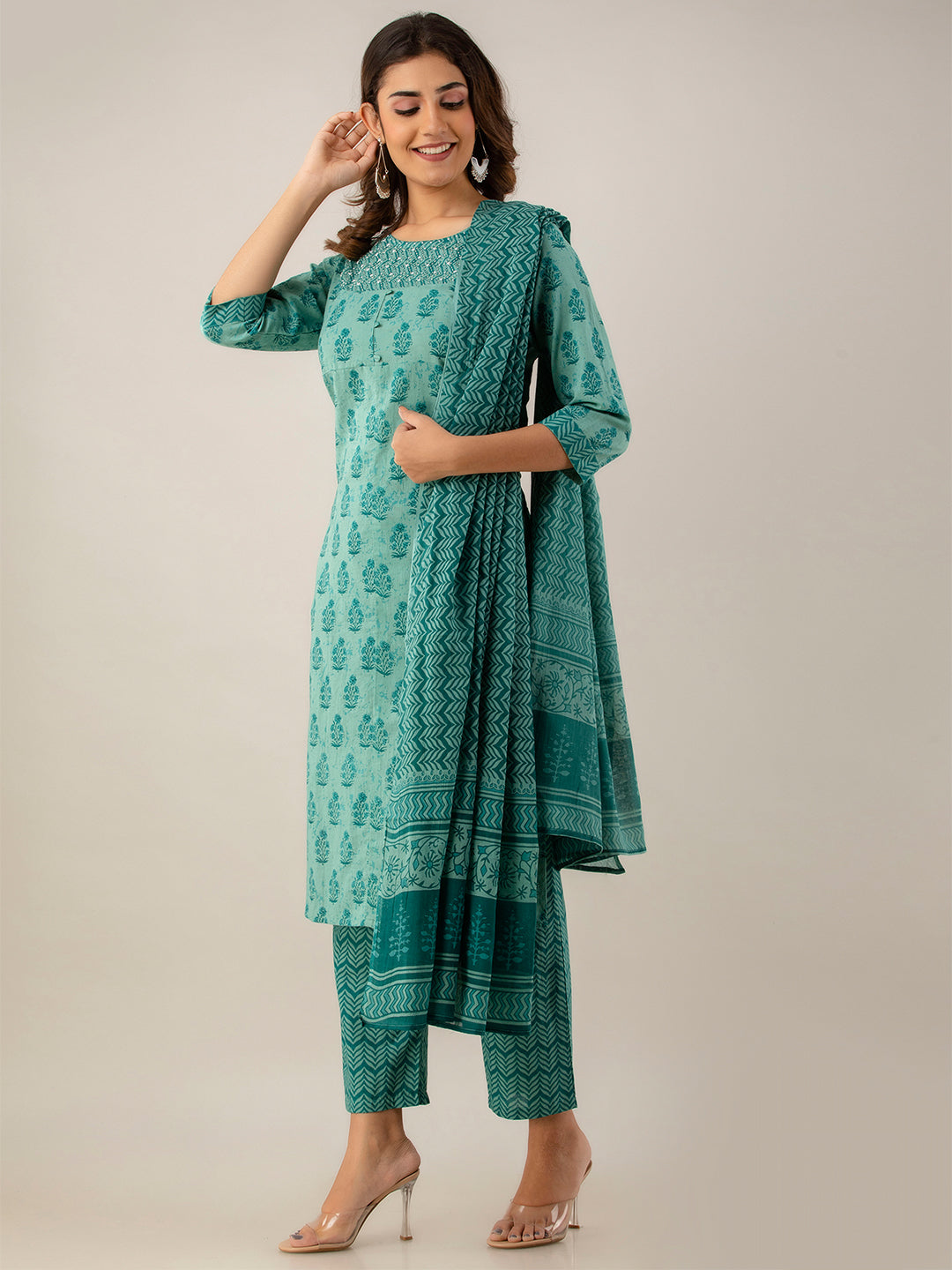 Women Kurta Pant Dupatta Set FRKT6725