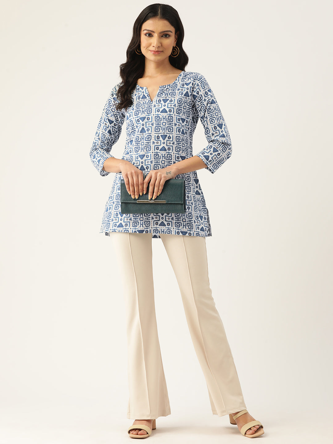Feranoid Cotton Printed V-Neck Short 3/4 Sleeve Kurti FRKT6322