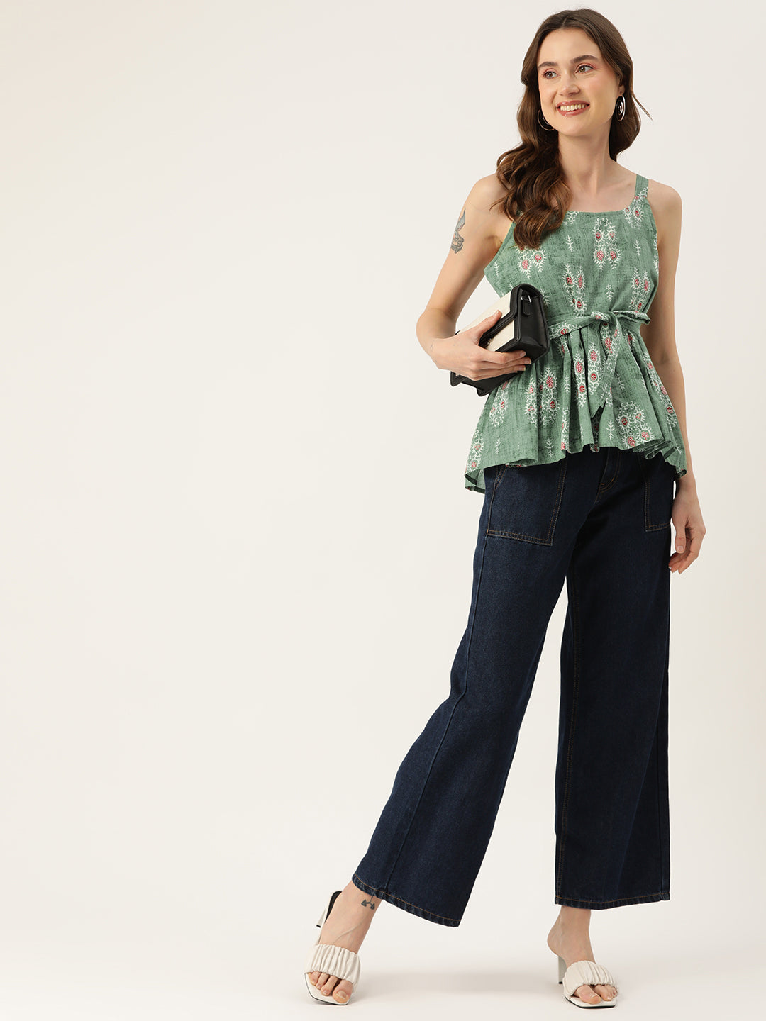 Feranoid Sleeveless Top FRKT6428