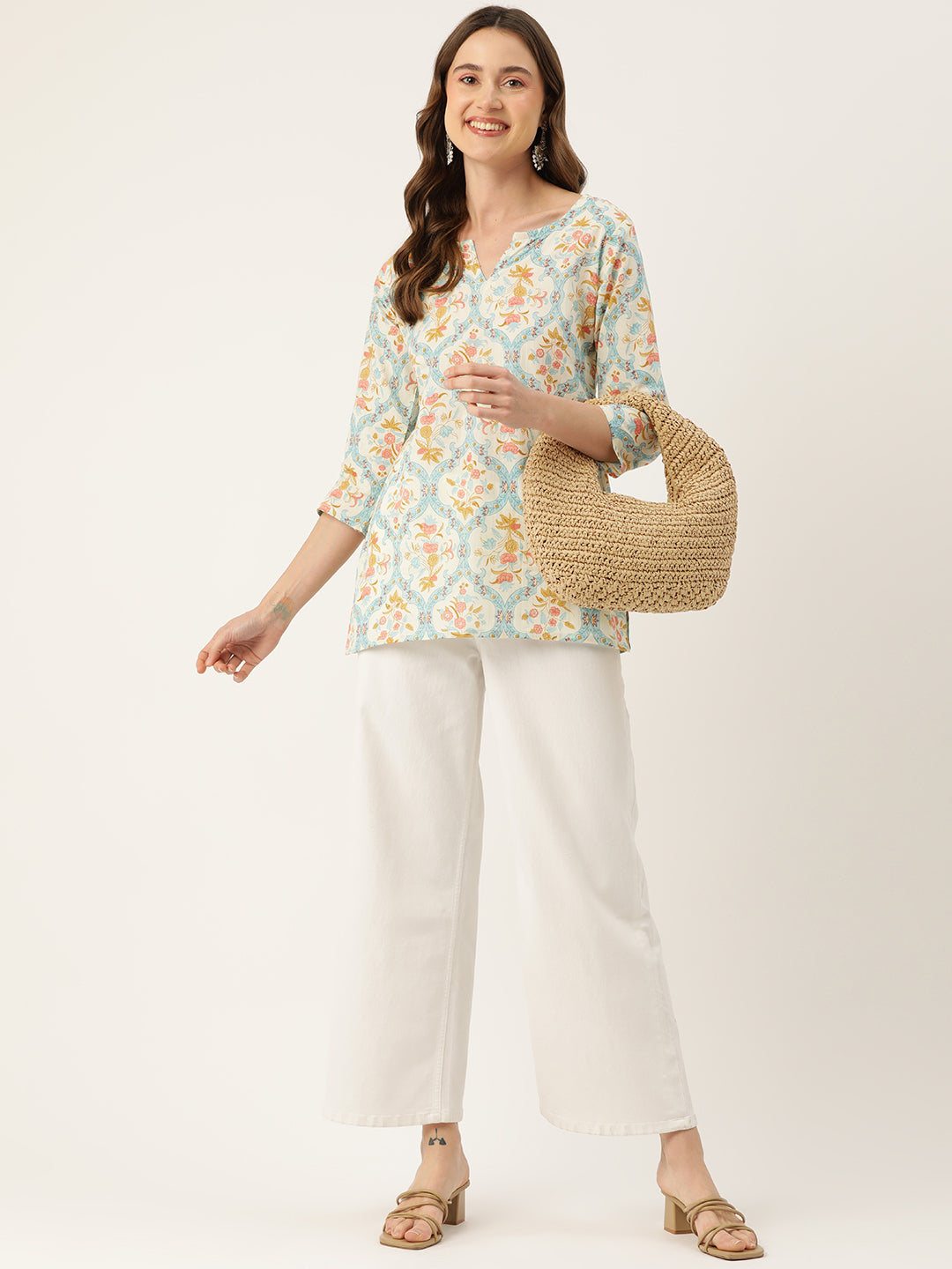 Feranoid Big V-Neck Kurti FRKT6414