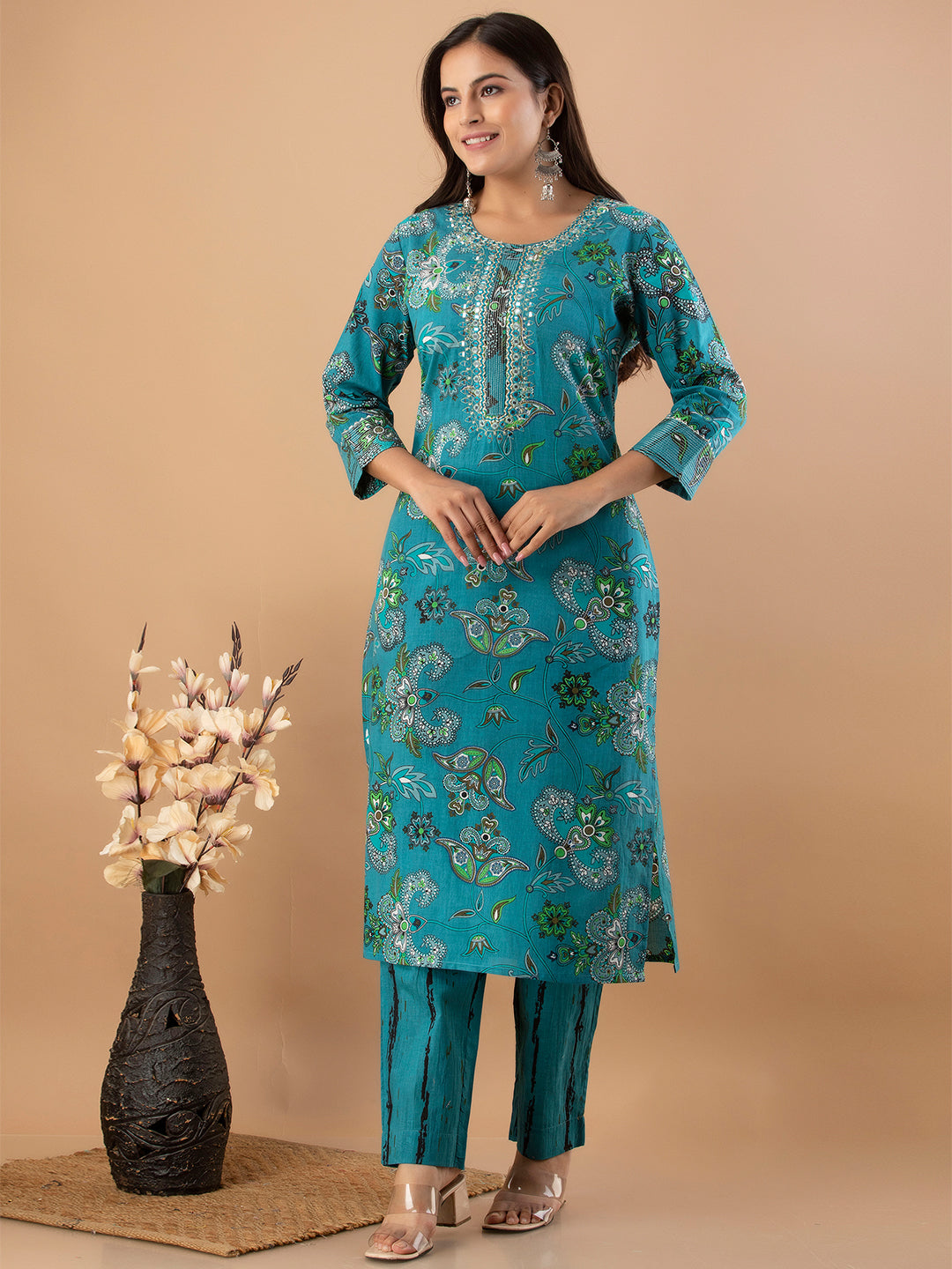 Women Kurta Pant Dupatta Set FRKT6741