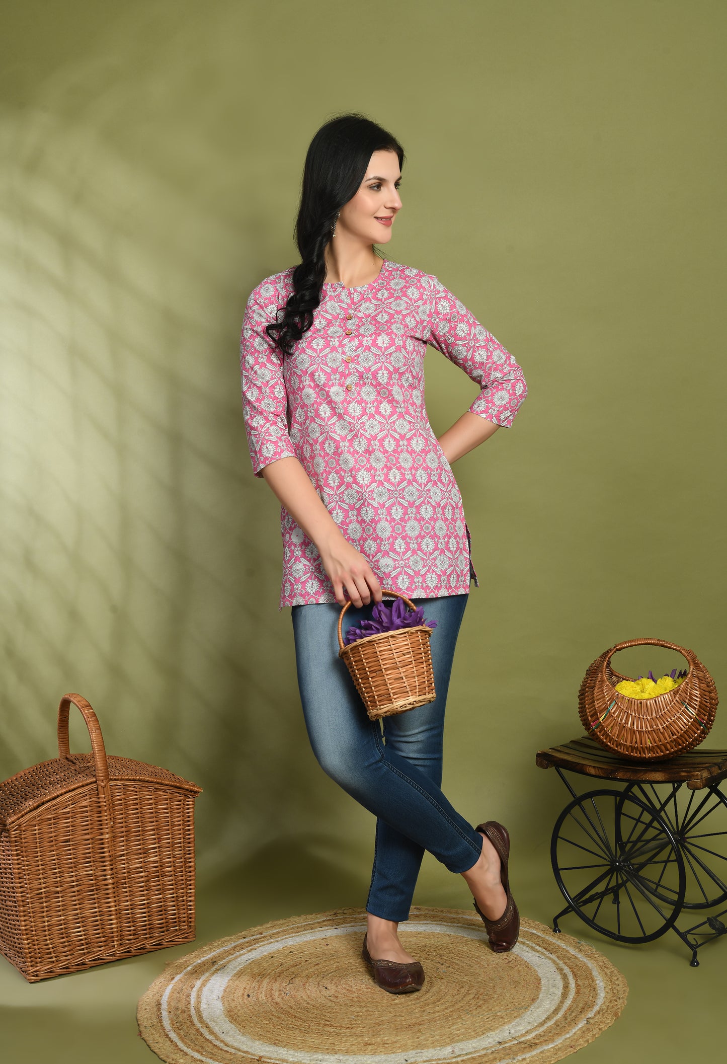 Floral Print 4 Button Straight Kurti FRKT6456