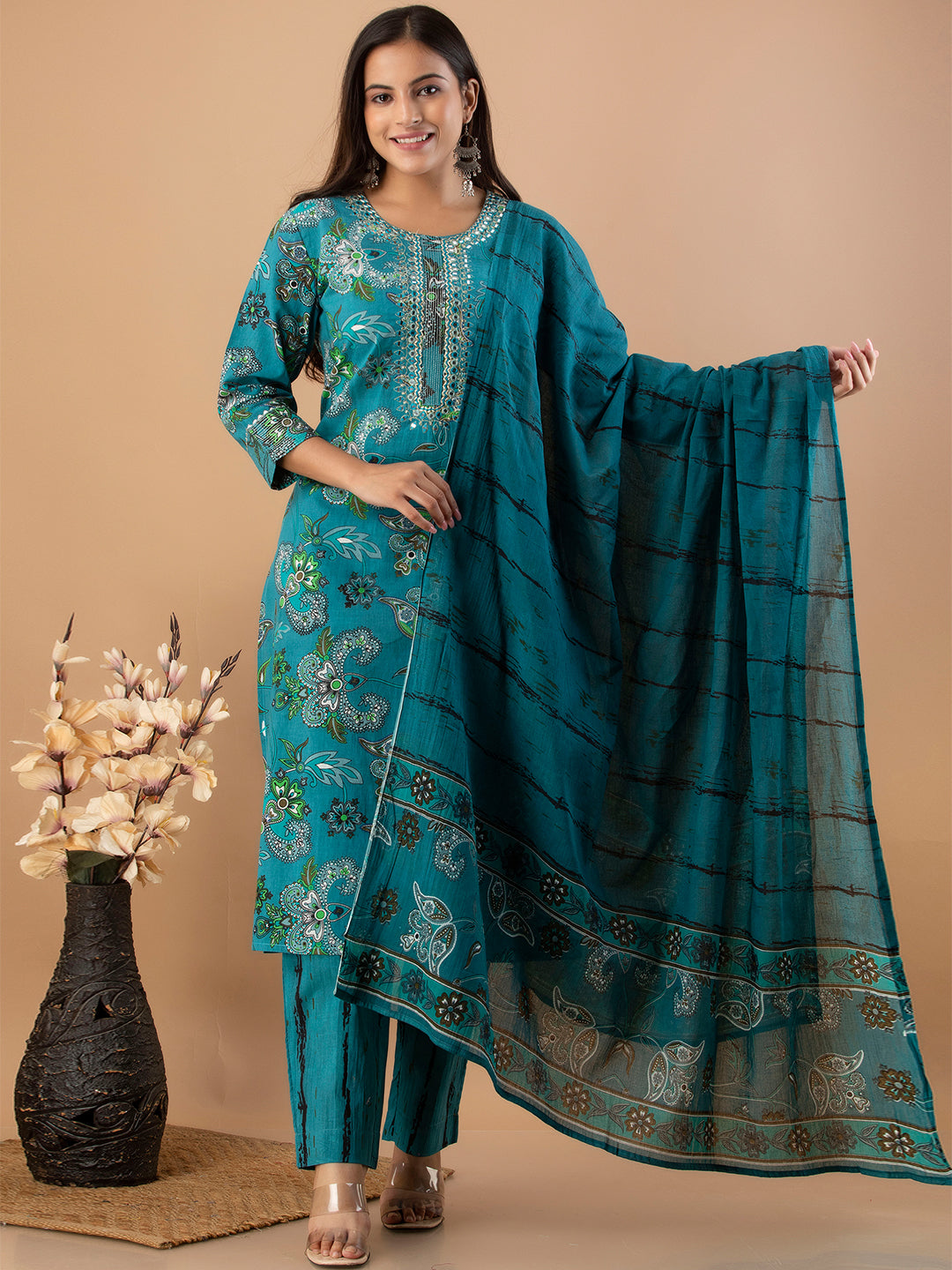 Women Kurta Pant Dupatta Set FRKT6741
