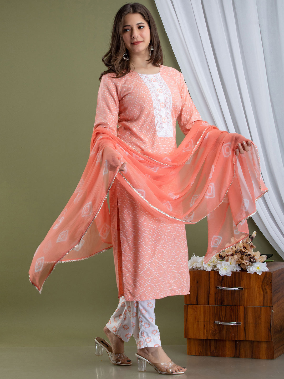 Women Kurta Pant Dupatta Set FRKT6737
