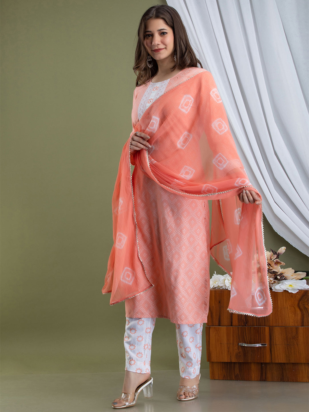 Women Kurta Pant Dupatta Set FRKT6737
