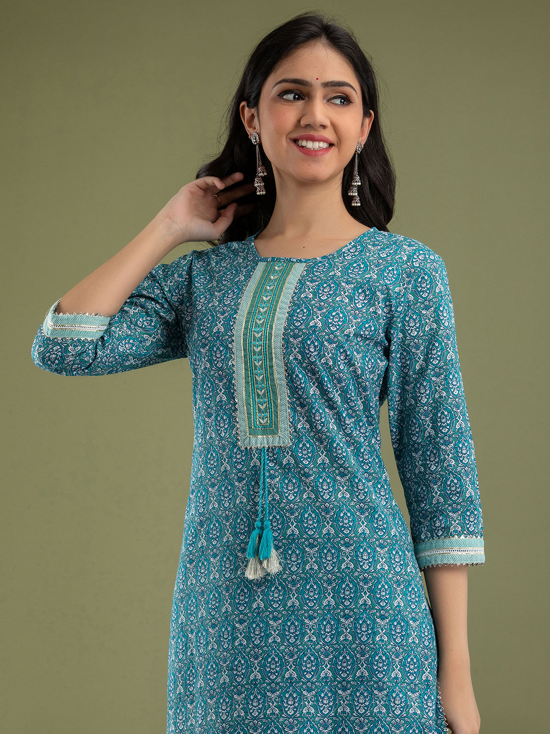 Women Kurta Pant Dupatta Set FRKT6744