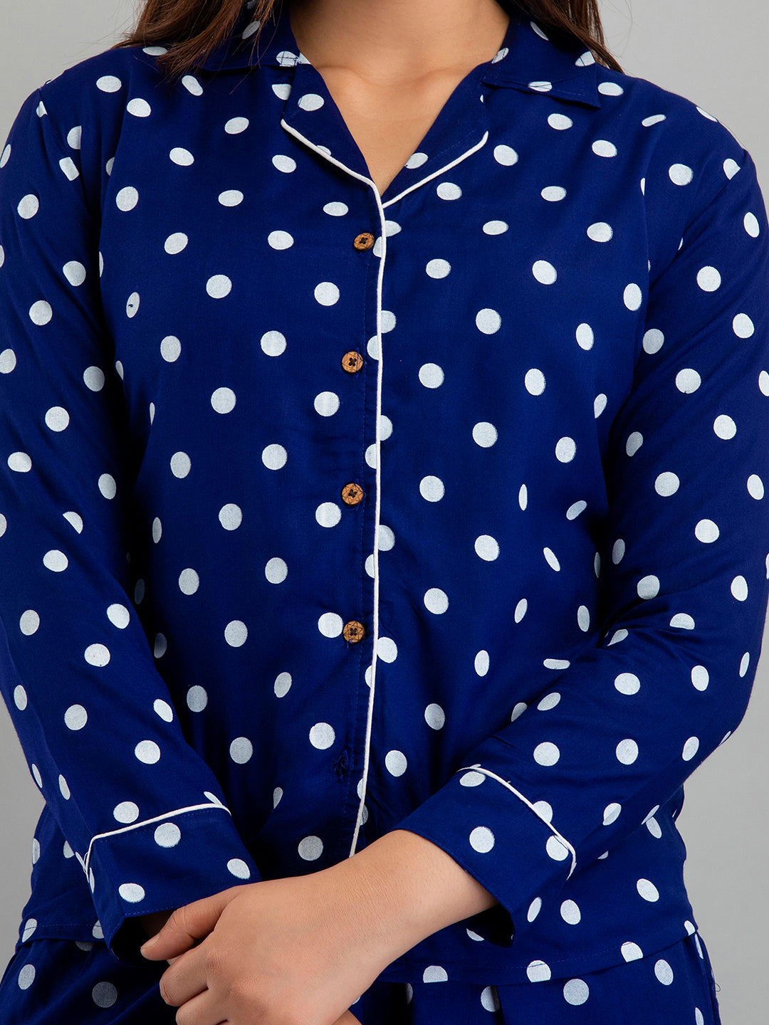WOMEN PRINTED BLUE POLKA DOT NIGHTSUIT