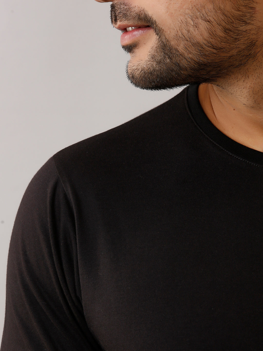 Cb Black Maroon White T-Shirt