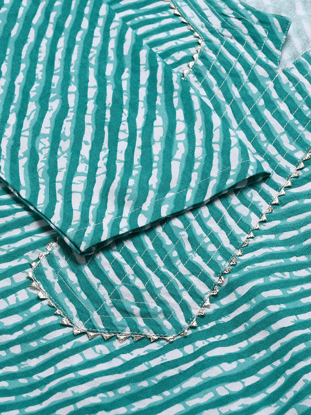 WOMEN GREEN LEHERIYA YOKE DESIGN COTTON KURTI