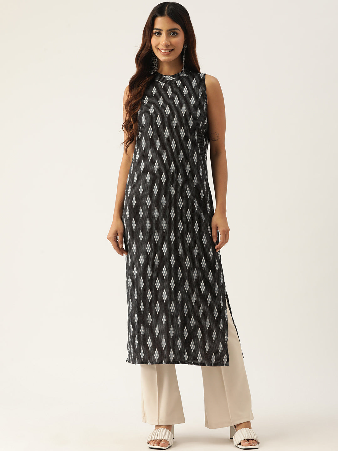 Feranoid Cotton Printed Sleeveless Straight Long Kurti FRKT6331