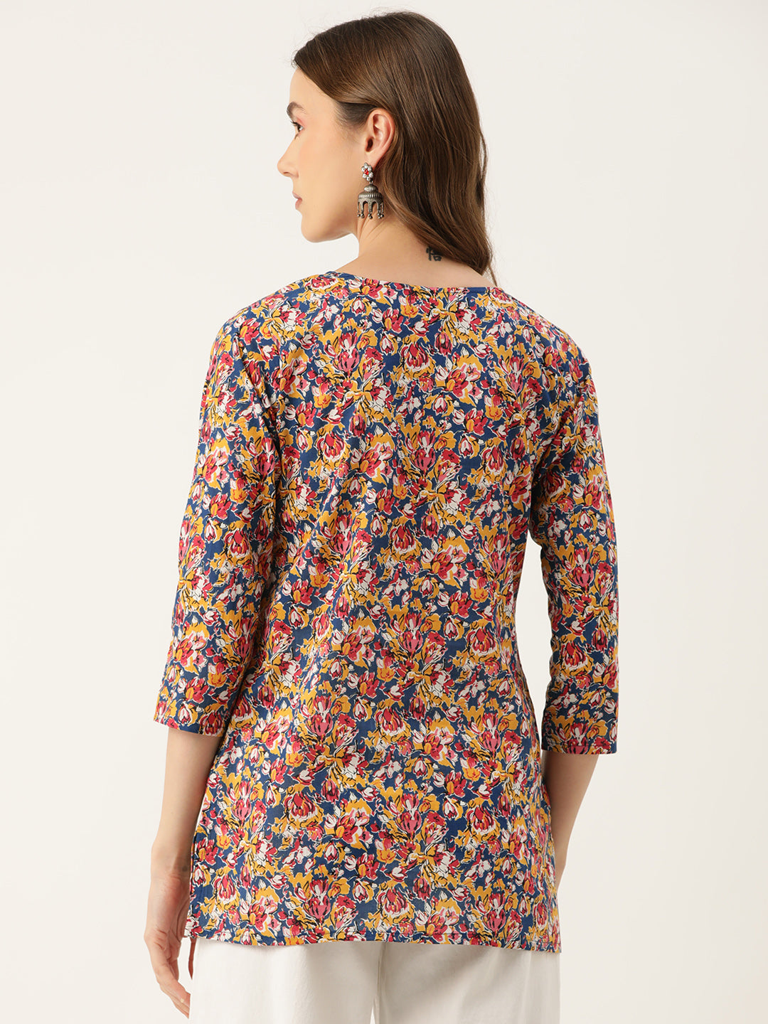 Feranoid Big V-Neck Kurti FRKT6398