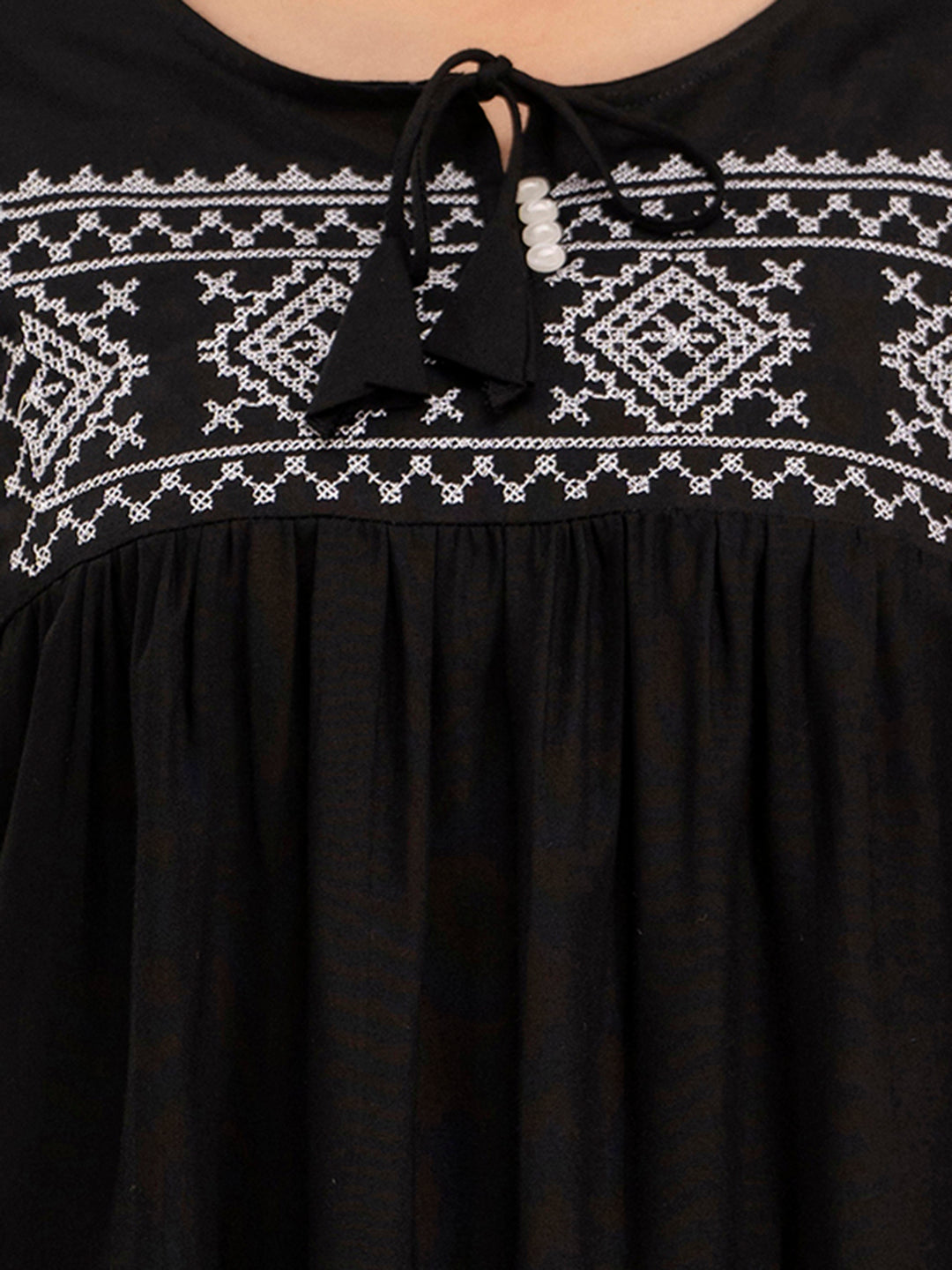 Feranoid Embroidery Top Rayon FRKT6375