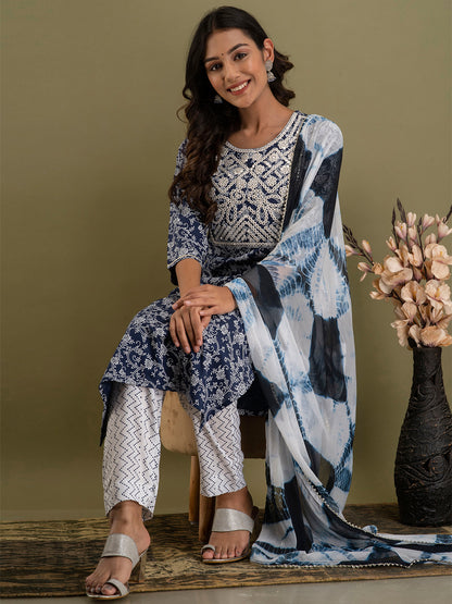 Women Kurta Pant Dupatta Set FRKT6717