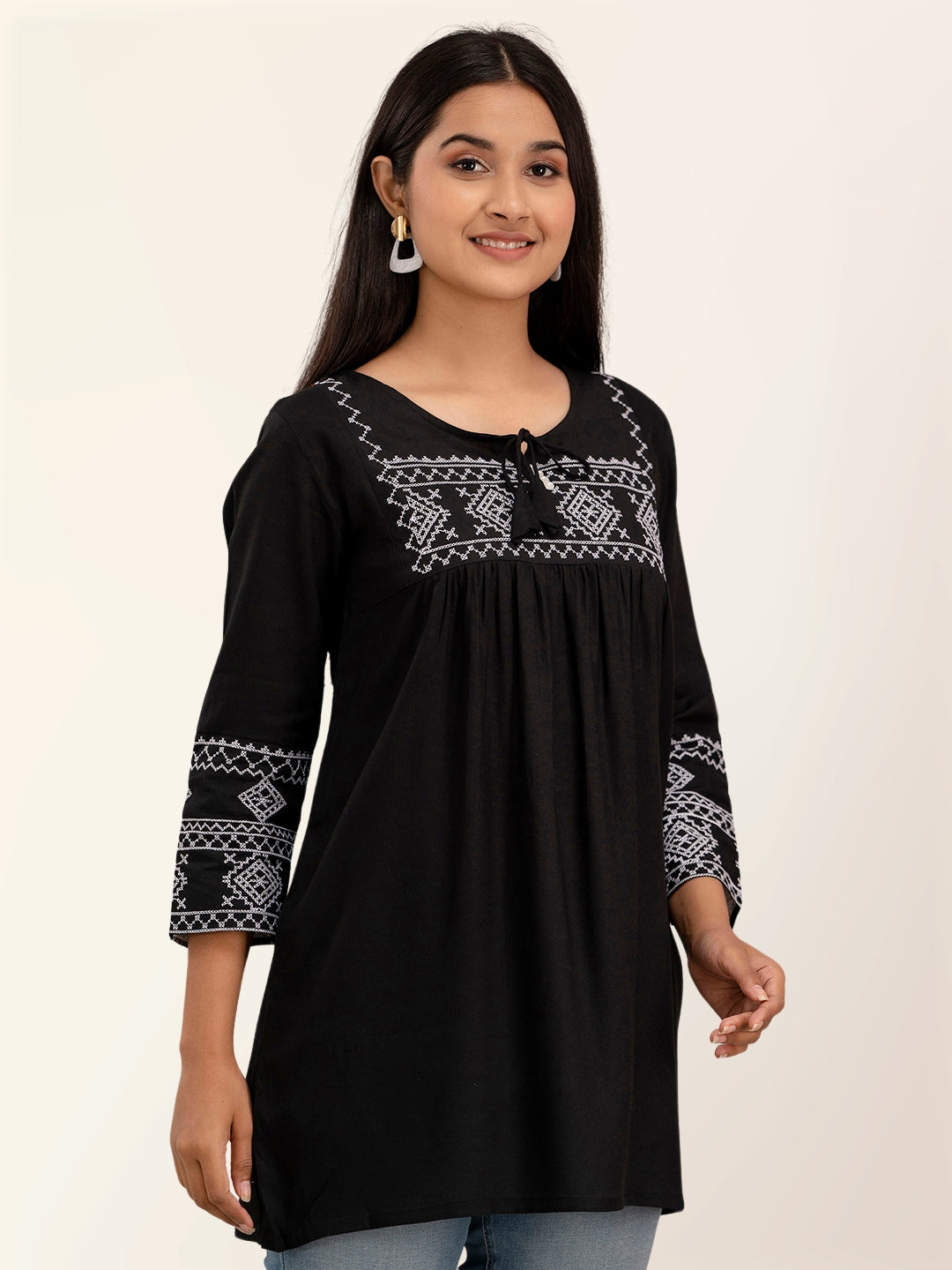 Feranoid Embroidery Top Rayon FRKT6375