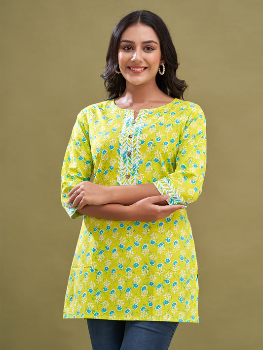 Women Cotton Printed Short Kurti