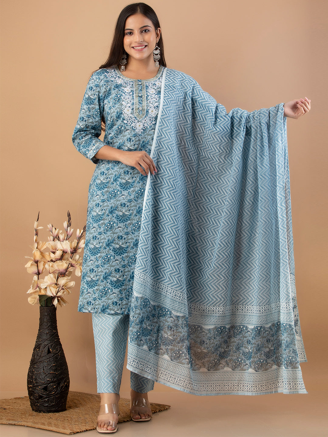 Women Kurta Pant Dupatta Set FRKT6734