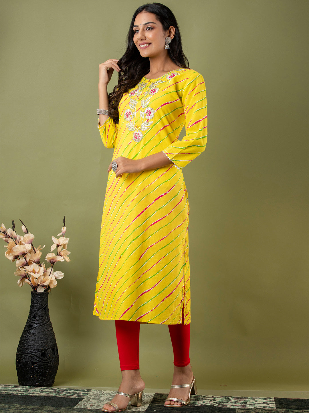 Leheriya Printed Thread Work Kurta FRKT6171