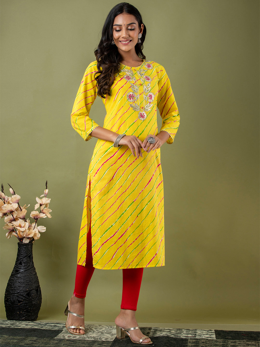 Leheriya Printed Thread Work Kurta FRKT6171