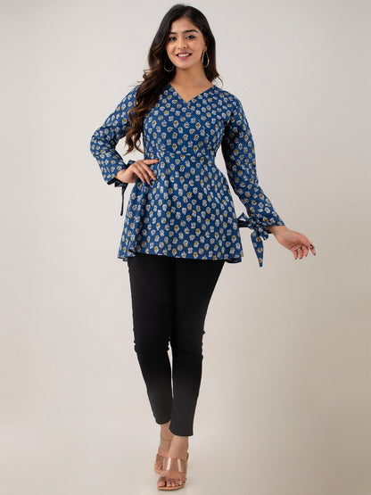 Women Blue Cotton Printed Short Kurti