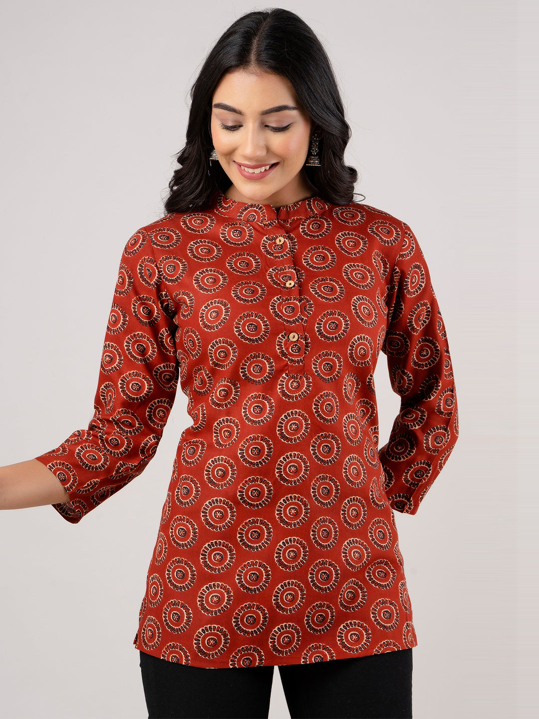 Women Rayon Printed Rust Short Kurti