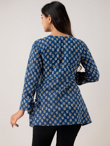 Women Blue Cotton Printed Short Kurti