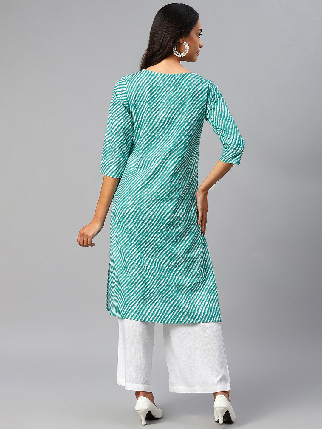 WOMEN GREEN LEHERIYA YOKE DESIGN COTTON KURTI