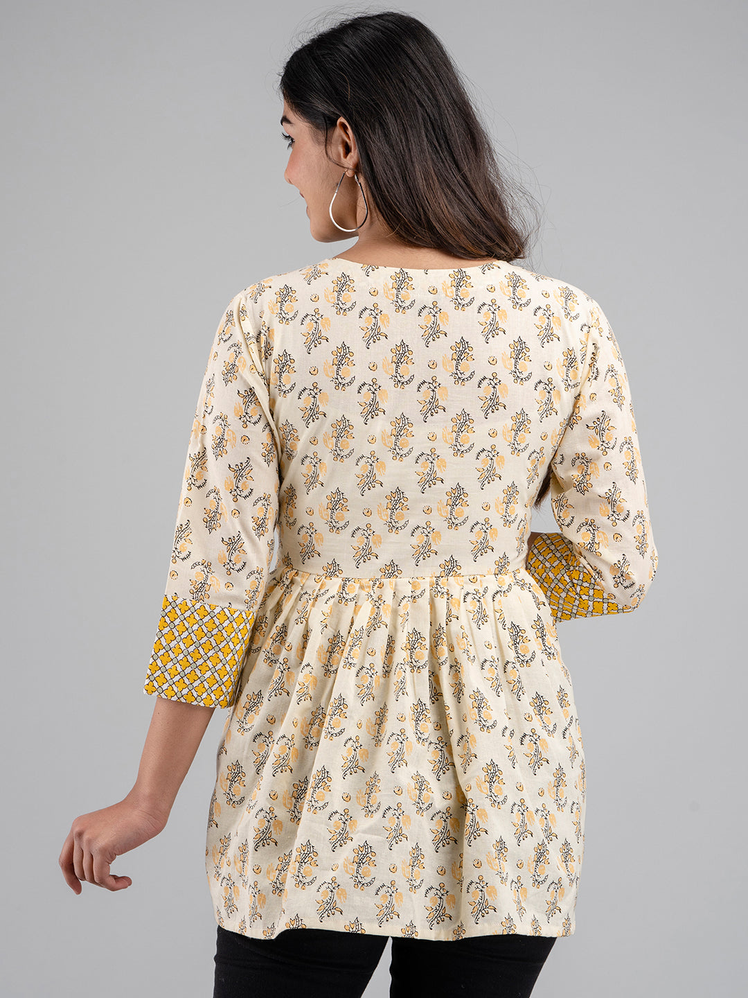 Women Collared Pattern Printed Flared Kurti