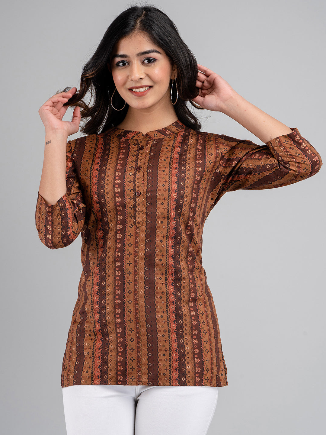 Women Printed Brown Straight Fit Short Tunic