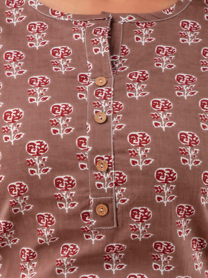 Women Brown Cotton Printed Short Kurti